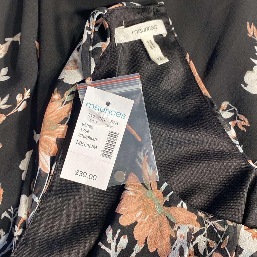 Maurice’s NWT halter dress size M black with beautiful pink and white florals - Picture 7 of 11